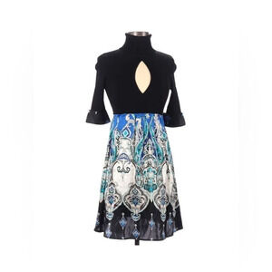 Bebe 90’s cutout paisley print dress